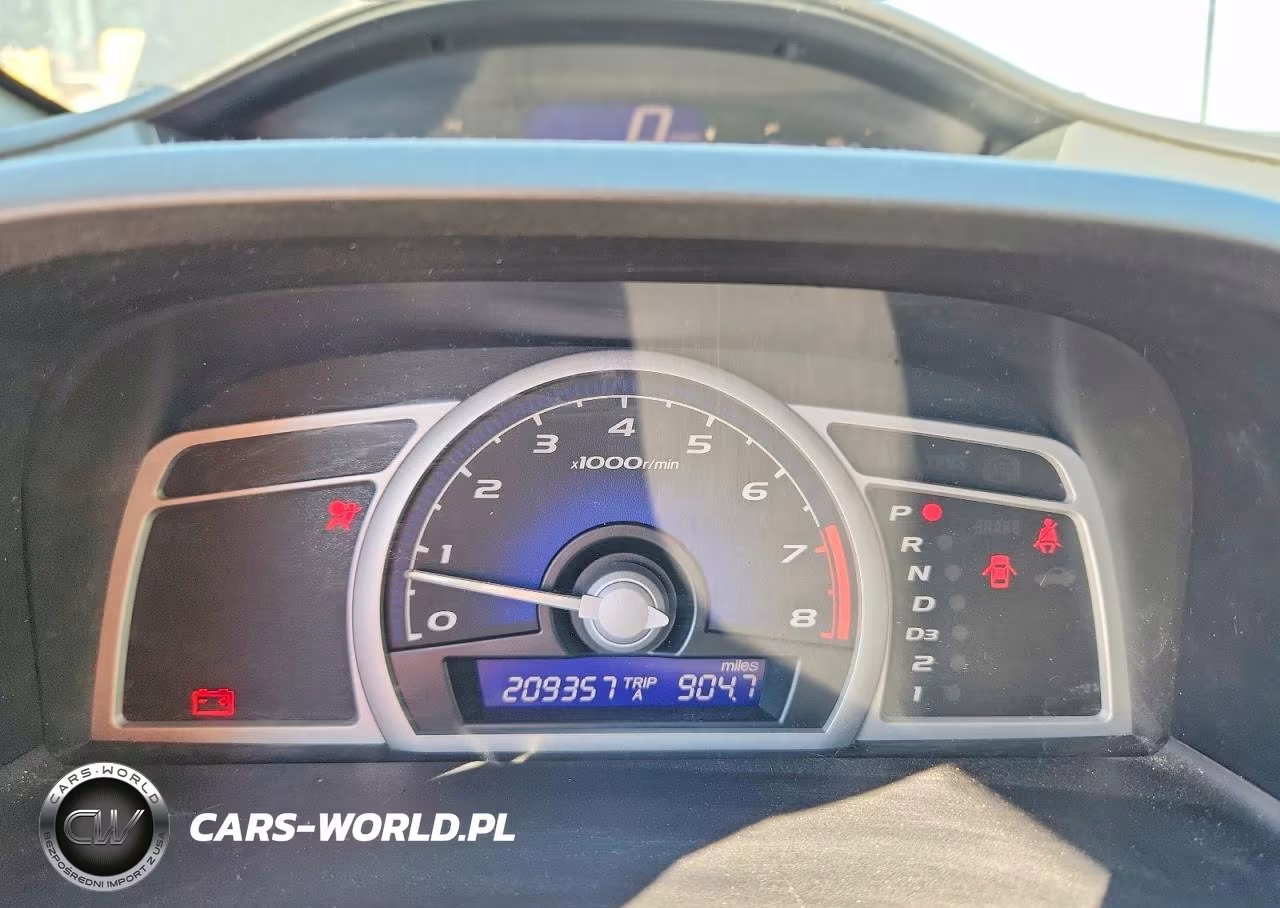 2008 Honda Civic Lx VIN:2HGFG126X8H501693 - 9