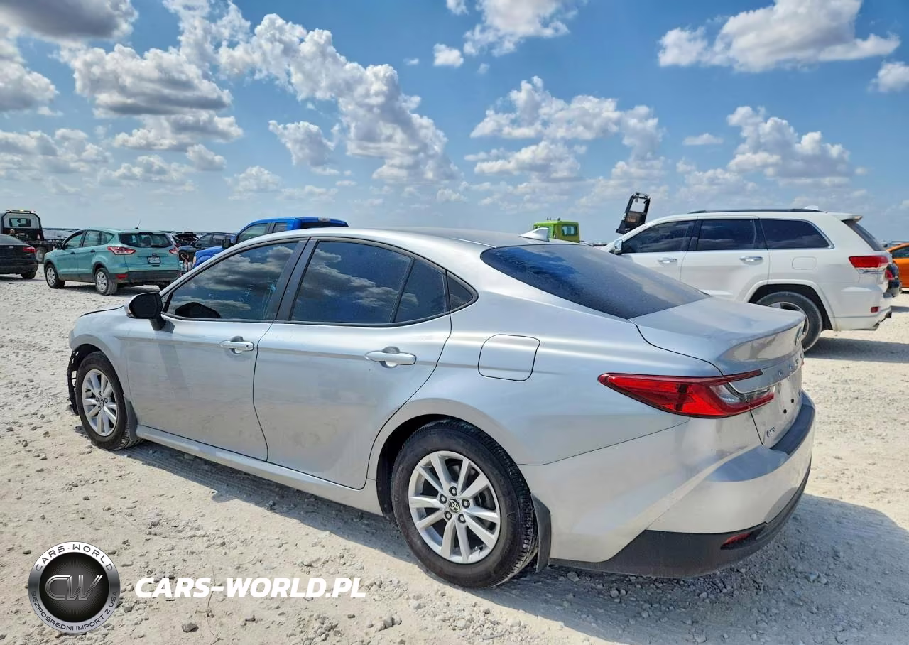 2025 Toyota Camry Le VIN:4T1DAACK5SU189379 - 2