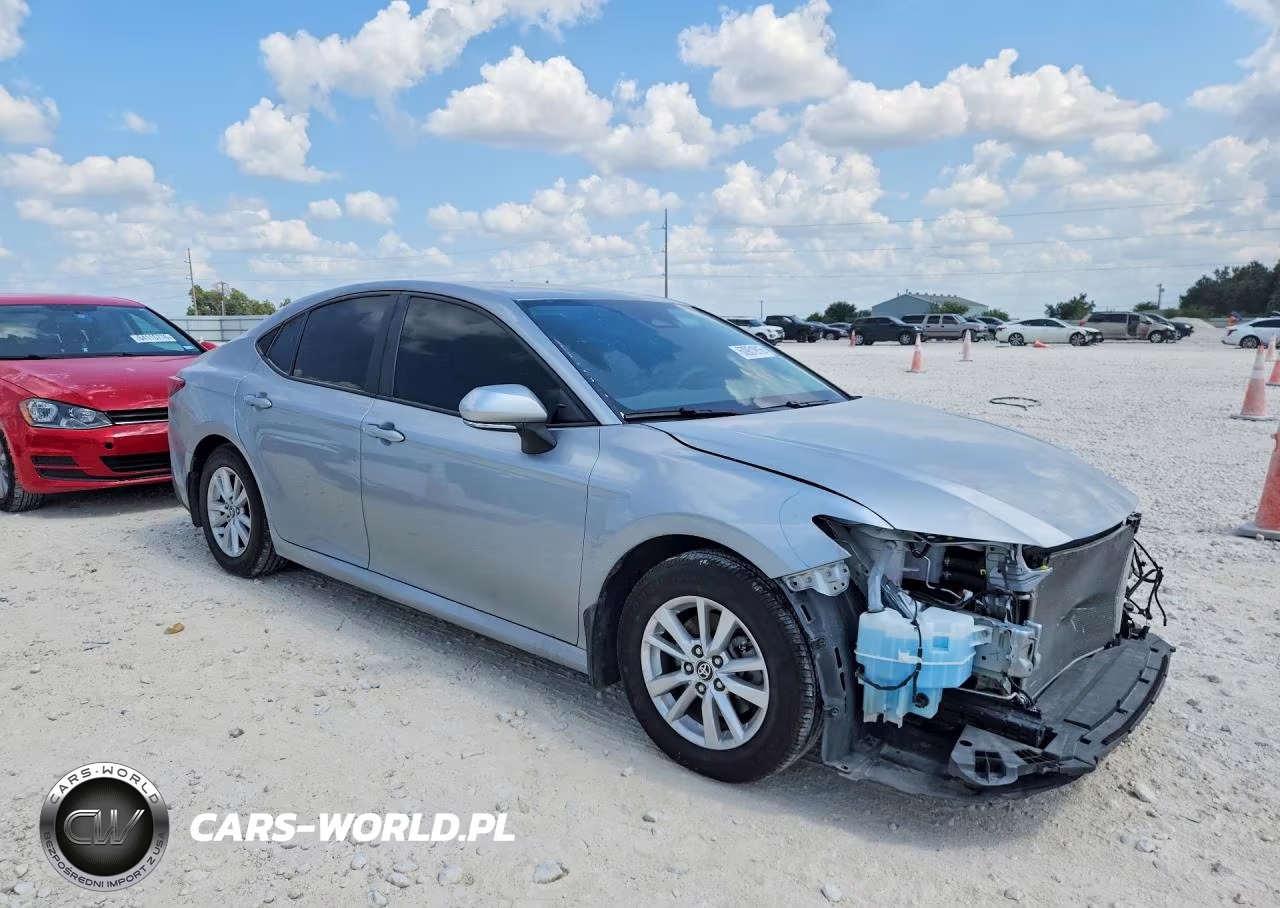 2025 Toyota Camry Le VIN:4T1DAACK5SU189379 - 4