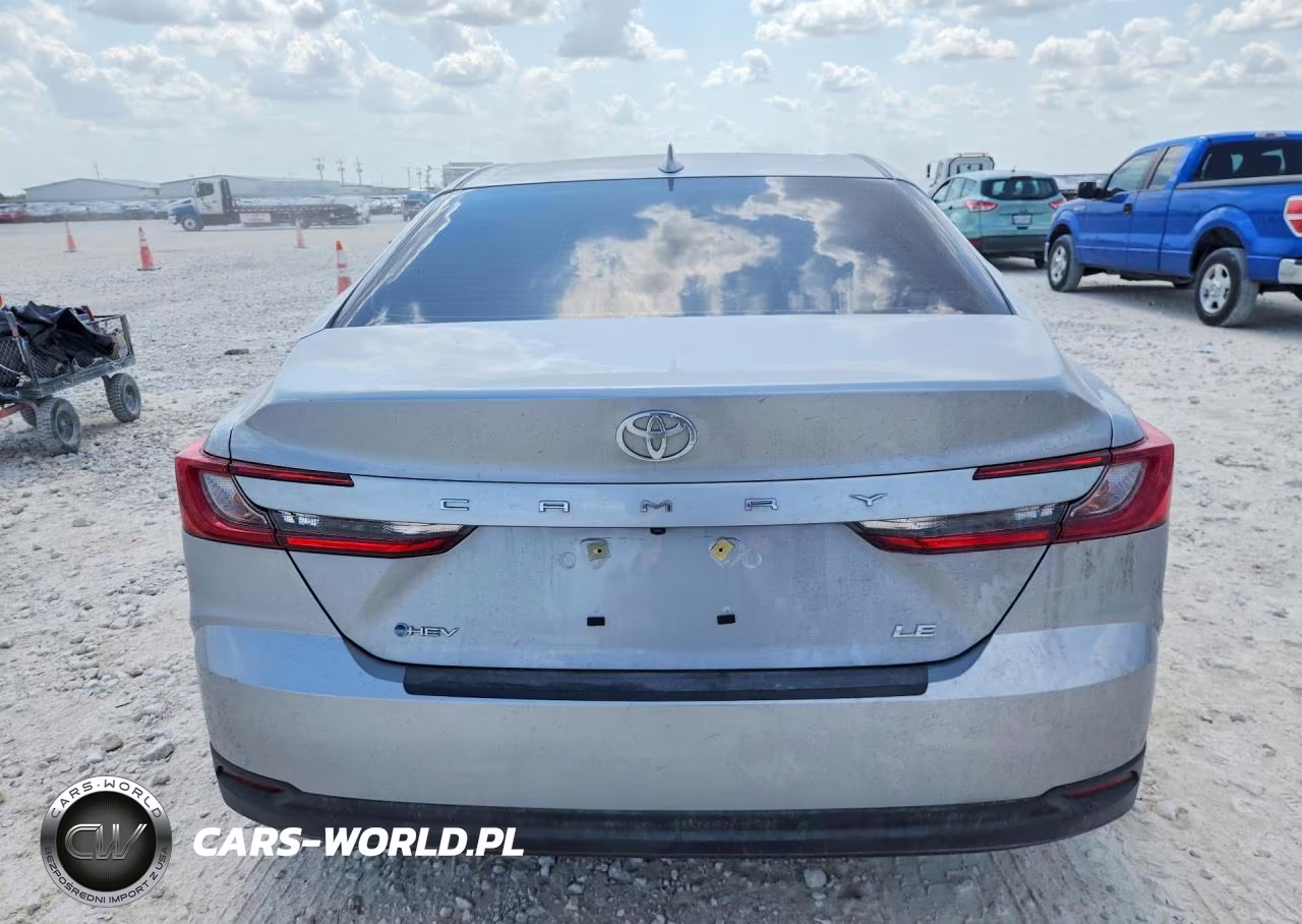 2025 Toyota Camry Le VIN:4T1DAACK5SU189379 - 6
