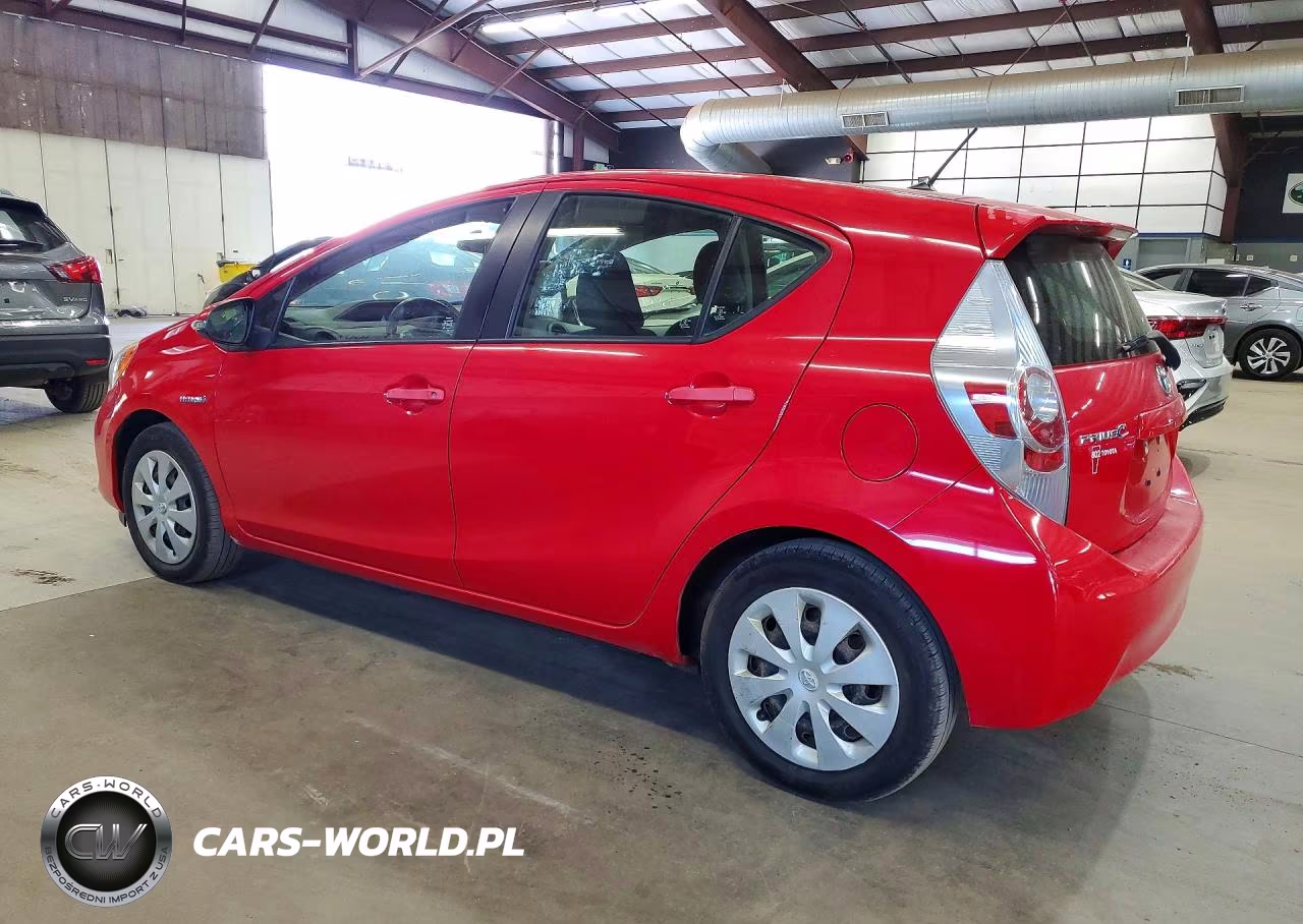 2014 Toyota Prius C Two VIN:JTDKDTB37E1569600 - 2