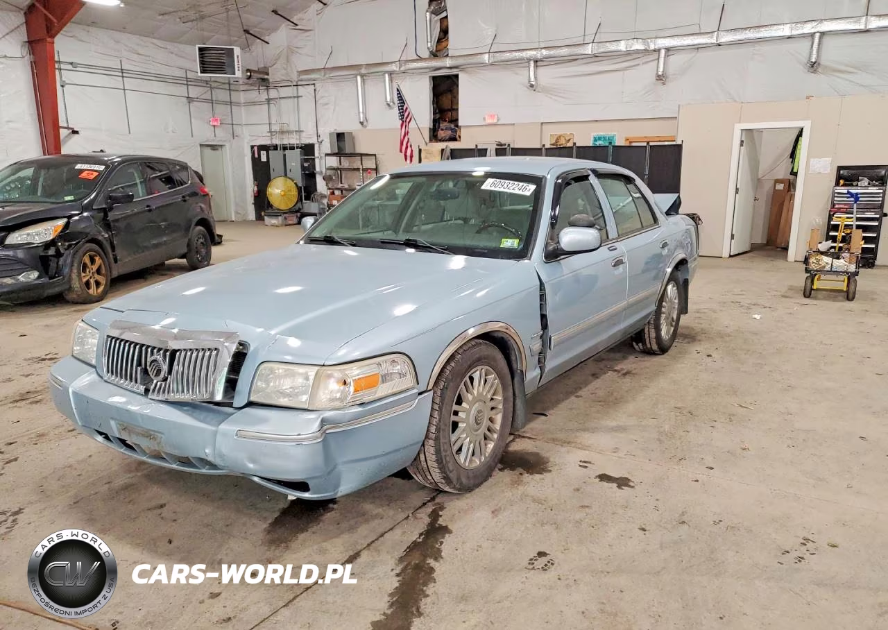 2009 Mercury Grand Marquis Ls – zdjęcie 1 z 12