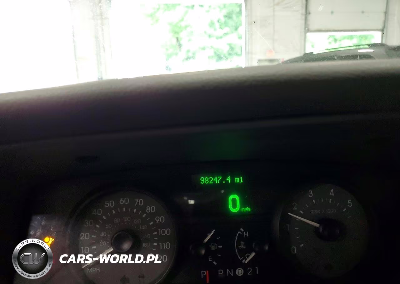 2009 Mercury Grand Marquis Ls VIN:2MEHM75V59X625267 - 9