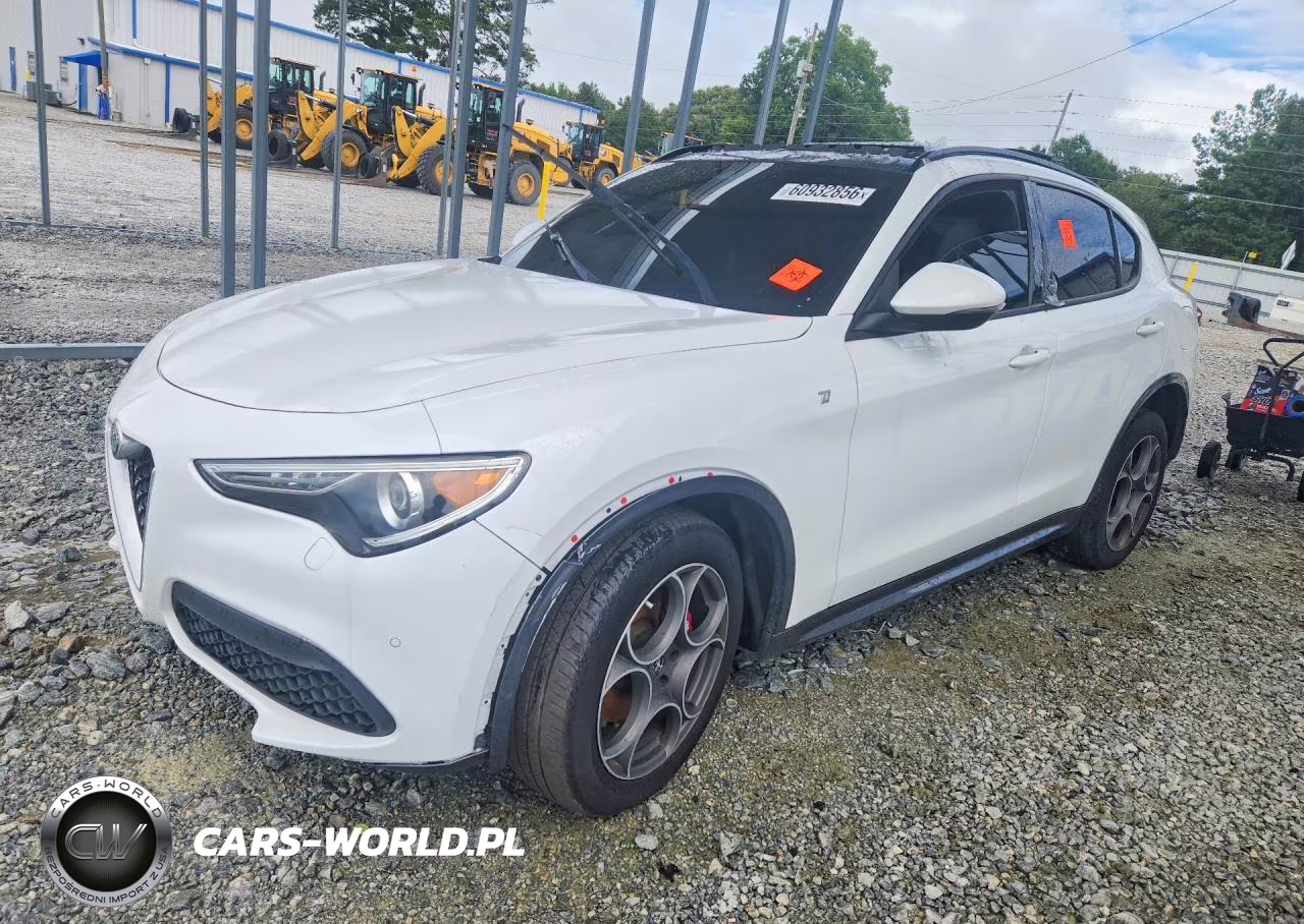 2022 Alfa Romeo Stelvio Ti – zdjęcie 1 z 12