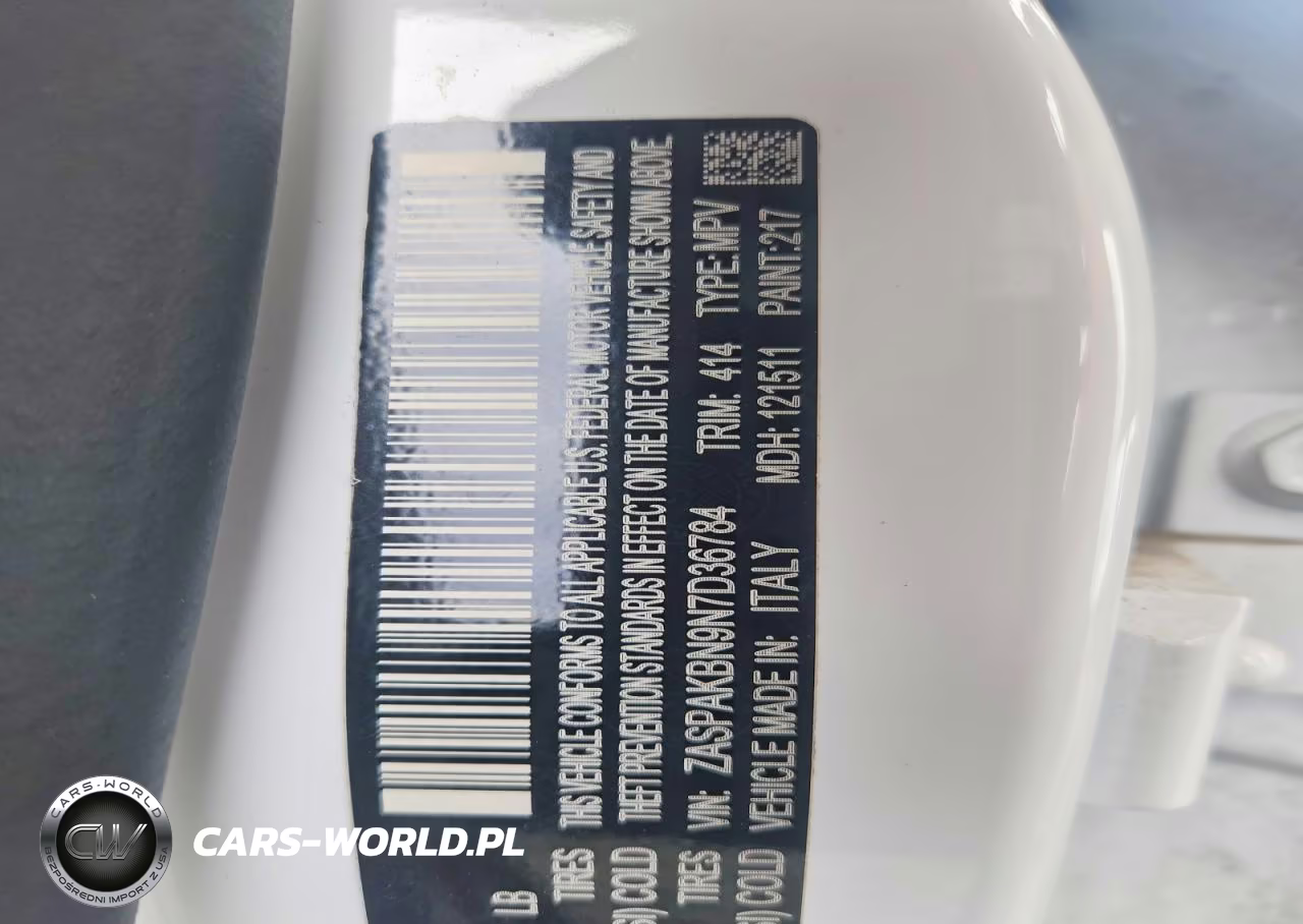 2022 Alfa Romeo Stelvio Ti VIN:ZASPAKBN9N7D36784 - 12