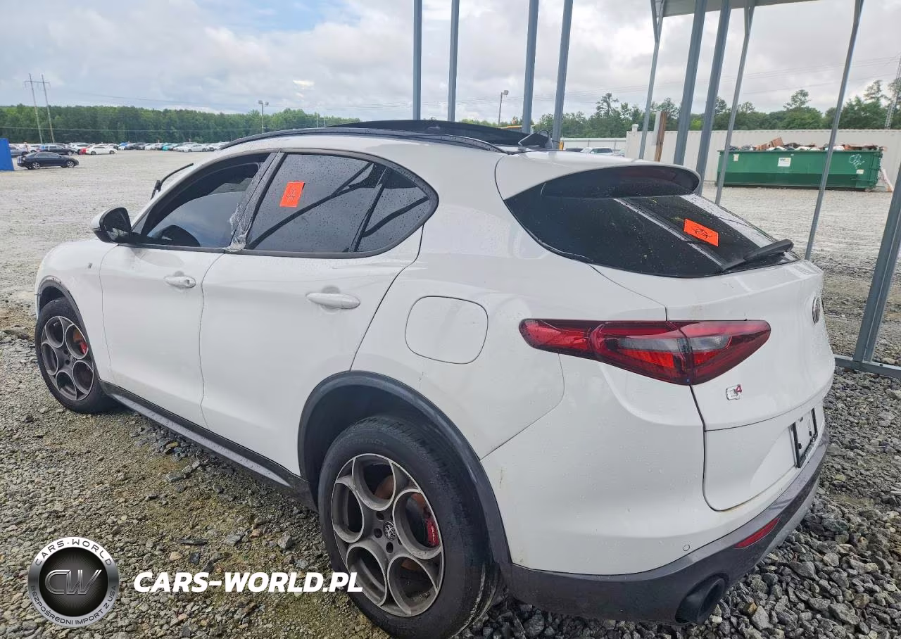 2022 Alfa Romeo Stelvio Ti VIN:ZASPAKBN9N7D36784 - 2