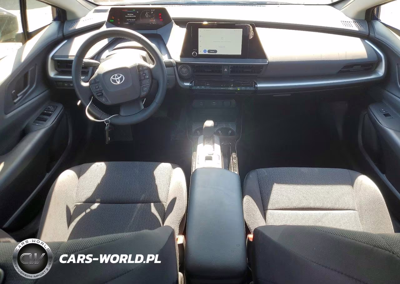 2025 Toyota Prius Le VIN:JTDACAAU6S3064421 - 8
