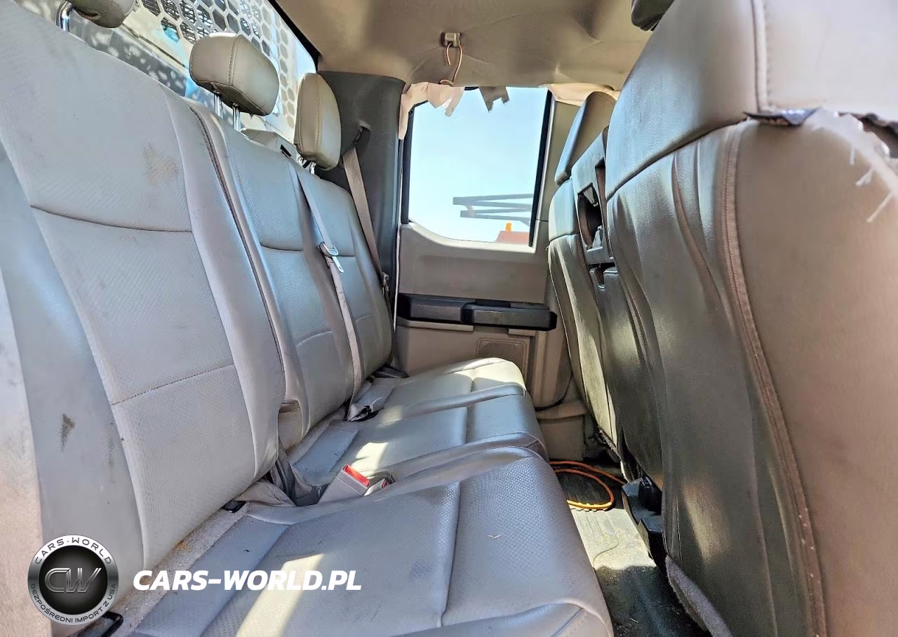 2019 Ford F550 Super Duty VIN:1FD0X5HTXKEC84858 - 11