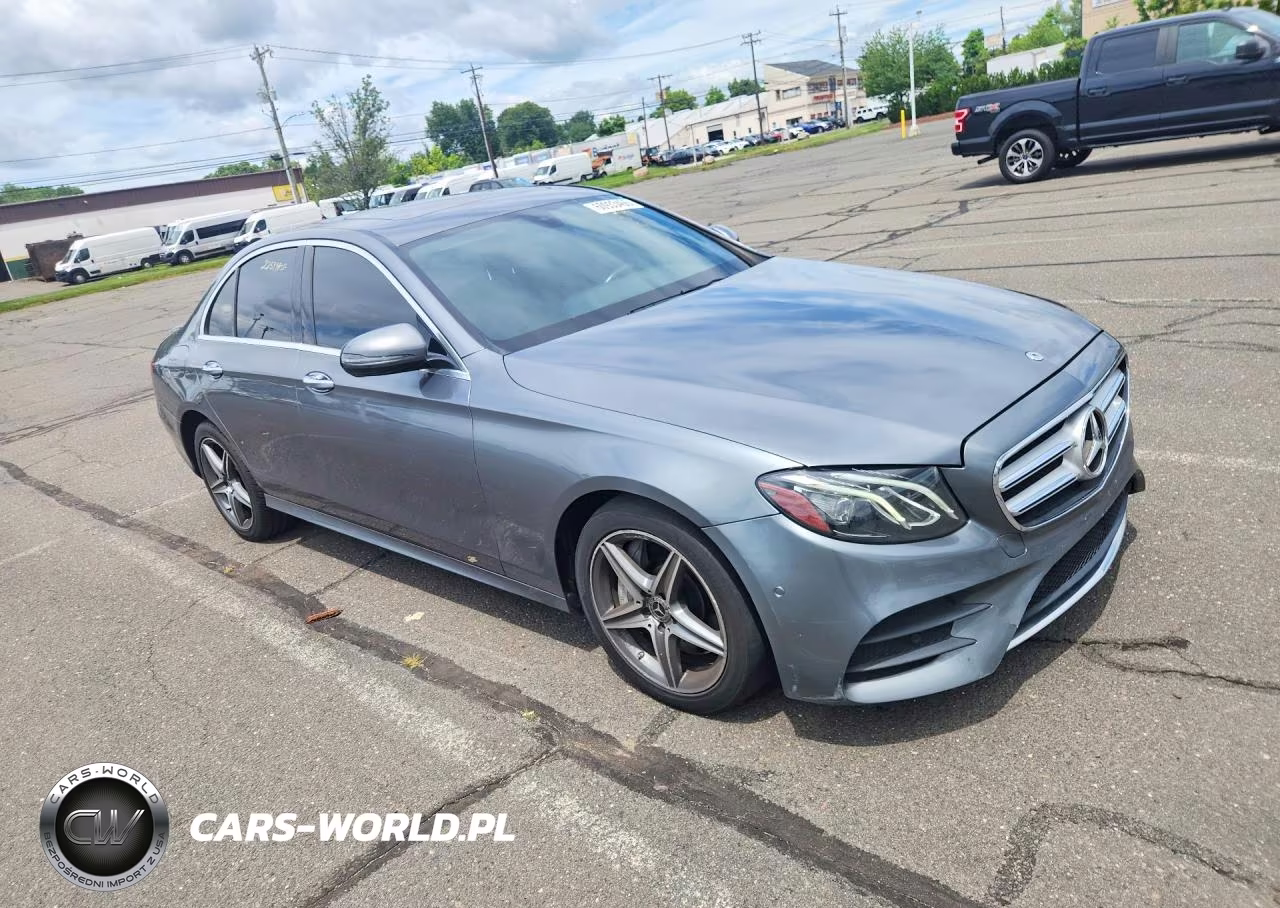 2018 Mercedes-Benz E 300 4Matic VIN:WDDZF4KB9JA329955 - 4