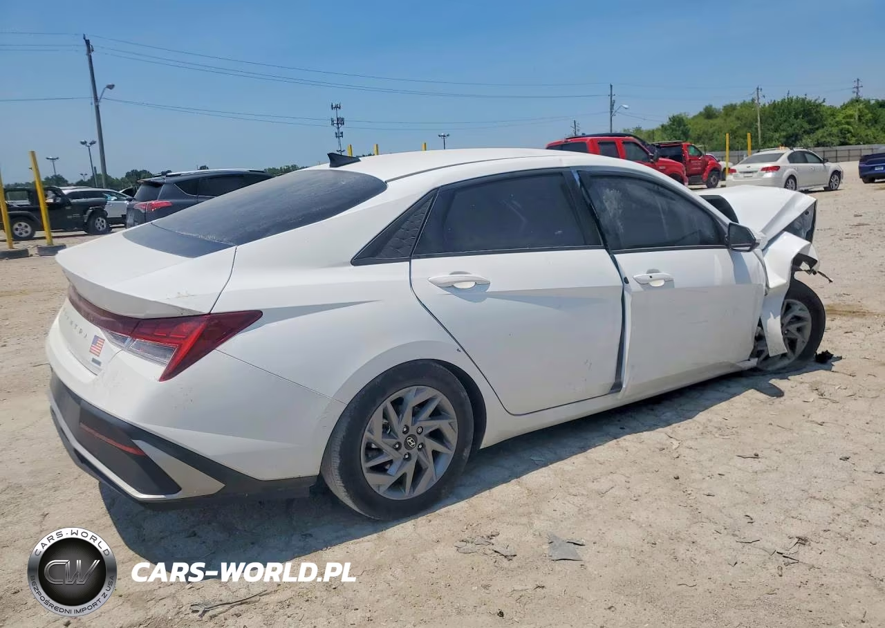 2025 Hyundai Elantra Hybrid Blue VIN:KMHLM4DJ5SU157591 - 3