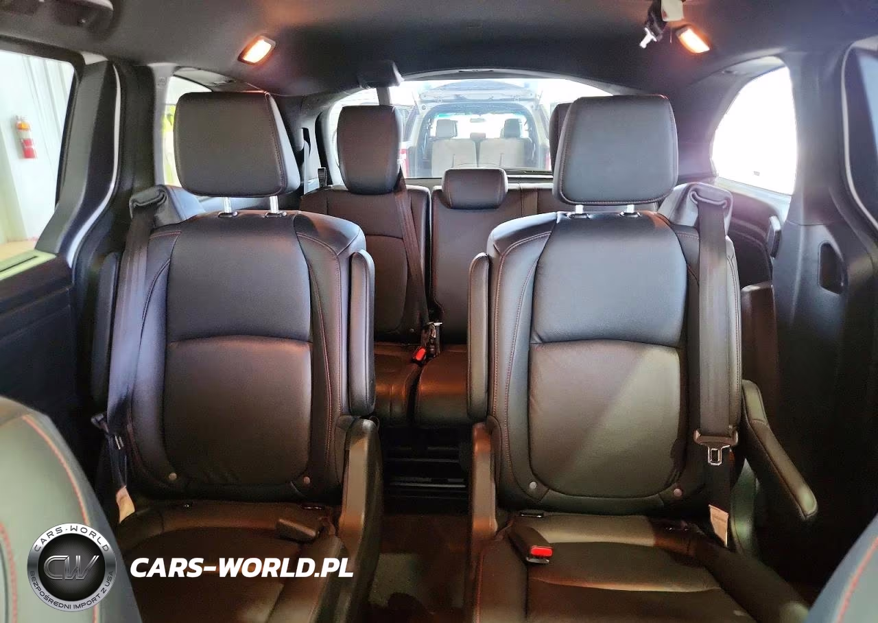 2025 Honda Odyssey Sport-L VIN:5FNRL6H71SB057475 - 10