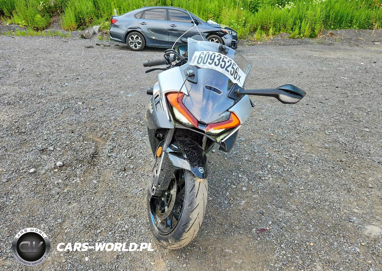 2026 Cf Moto 675Ss VIN:LCEPEVLP3T6003319 - 2