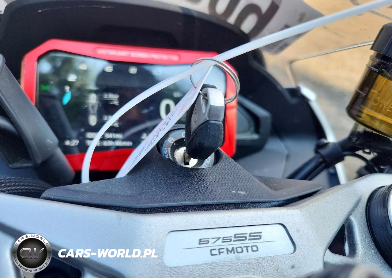 2026 Cf Moto 675Ss VIN:LCEPEVLP3T6003319 - 8