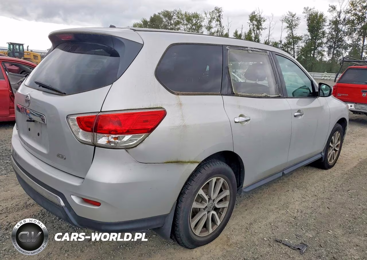 2013 Nissan Pathfinder S VIN:5N1AR2MM0DC667752 - 3