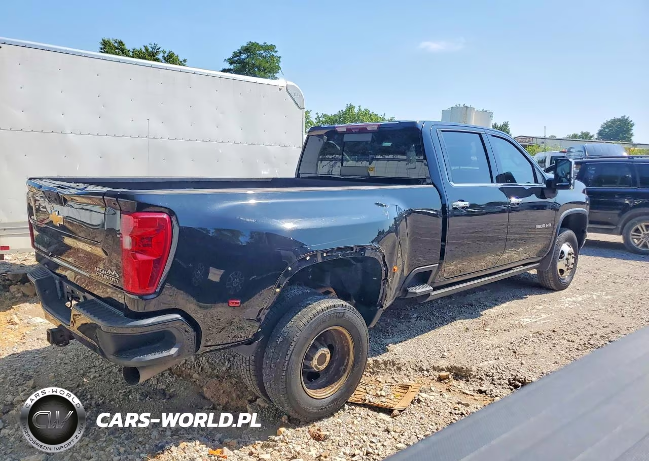 2023 Chevrolet Silverado K3500 High Country VIN:1GC4YVEY2PF172785 - 3
