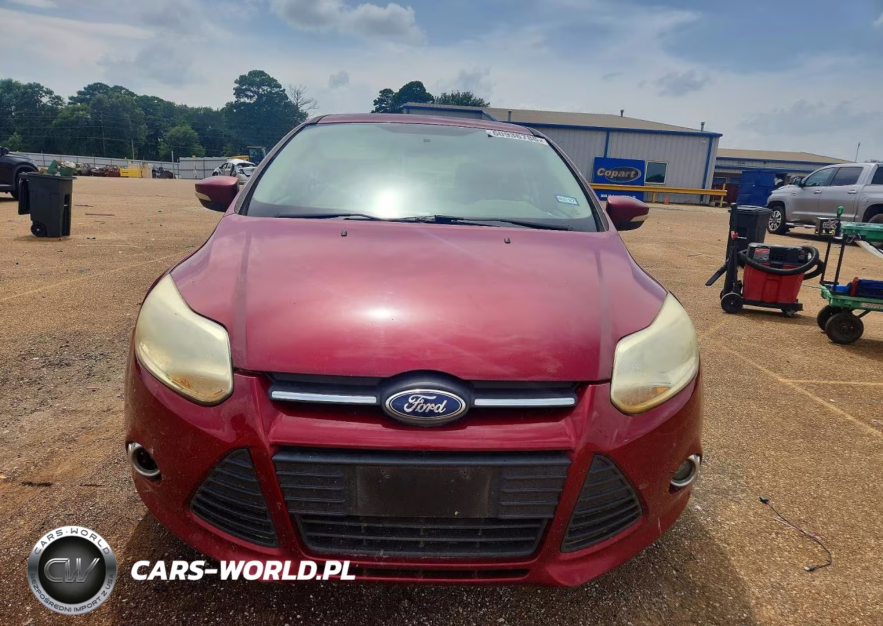 2014 Ford Focus Se VIN:1FADP3K25EL303445 - 5