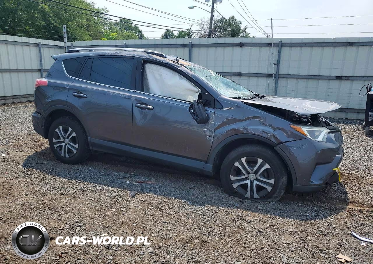 2018 Toyota Rav4 Le VIN:JTMBFREV9JJ744319 - 4