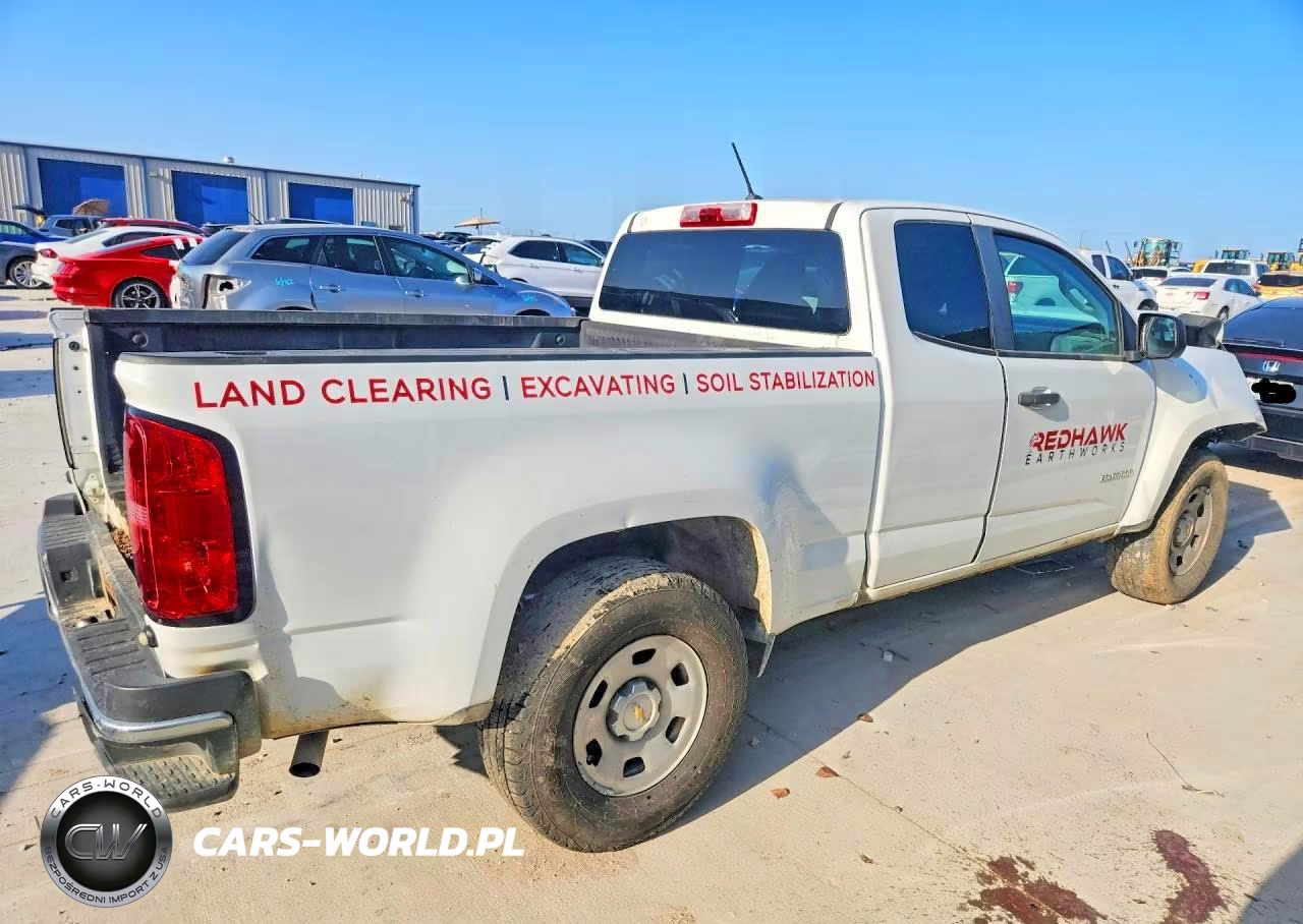 2018 Chevrolet Colorado VIN:1GCHSBEA0J1129376 - 3