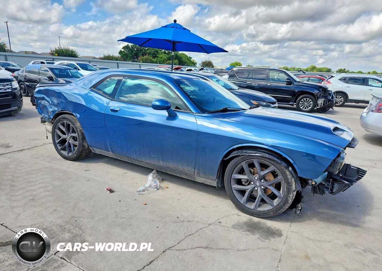2021 Dodge Challenger Sxt VIN:2C3CDZAG3MH530969 - 4