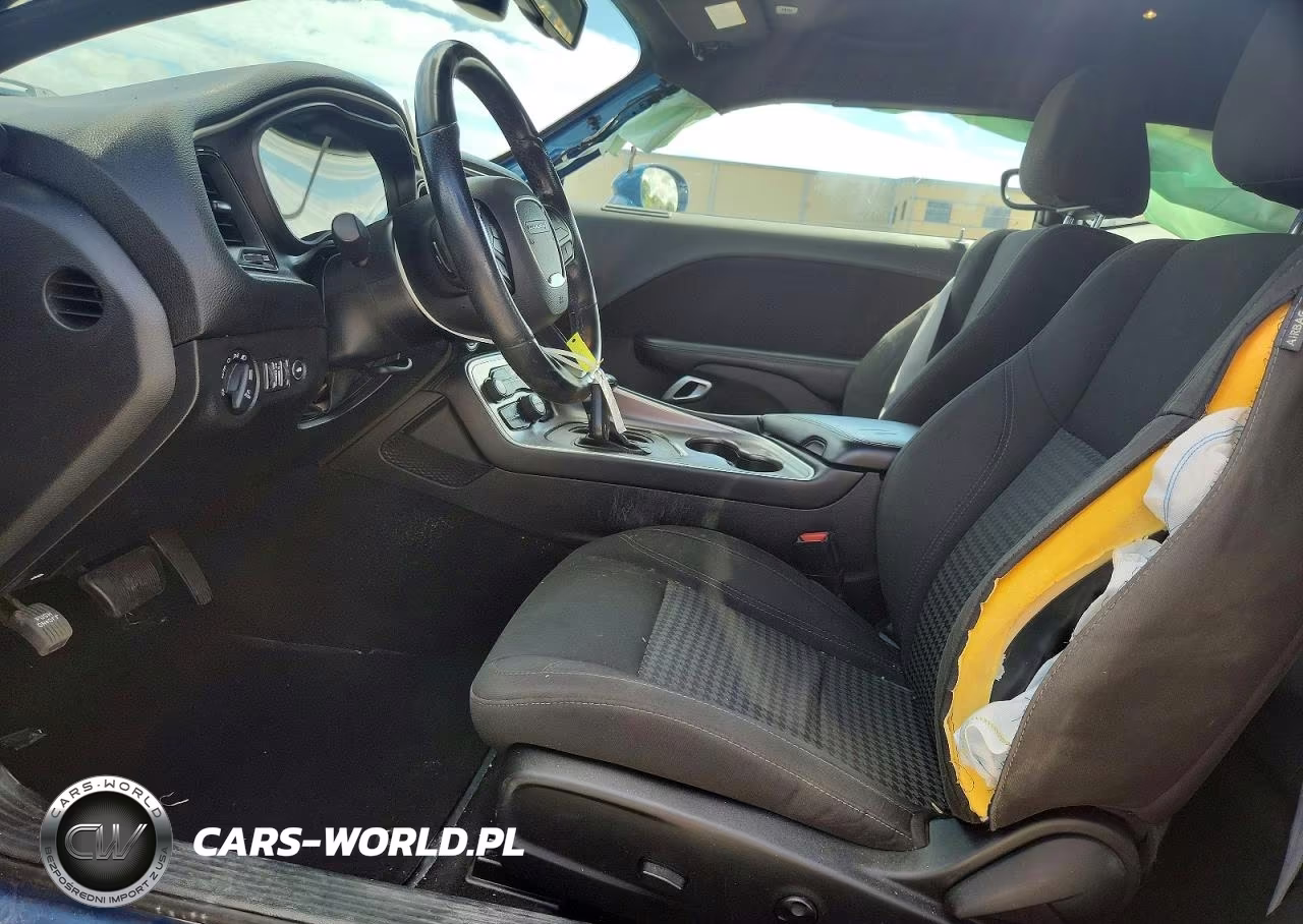 2021 Dodge Challenger Sxt VIN:2C3CDZAG3MH530969 - 7