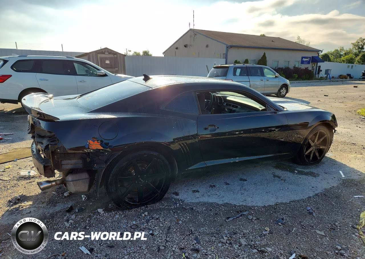 2014 Chevrolet Camaro Ls VIN:2G1FA1E38E9309821 - 3