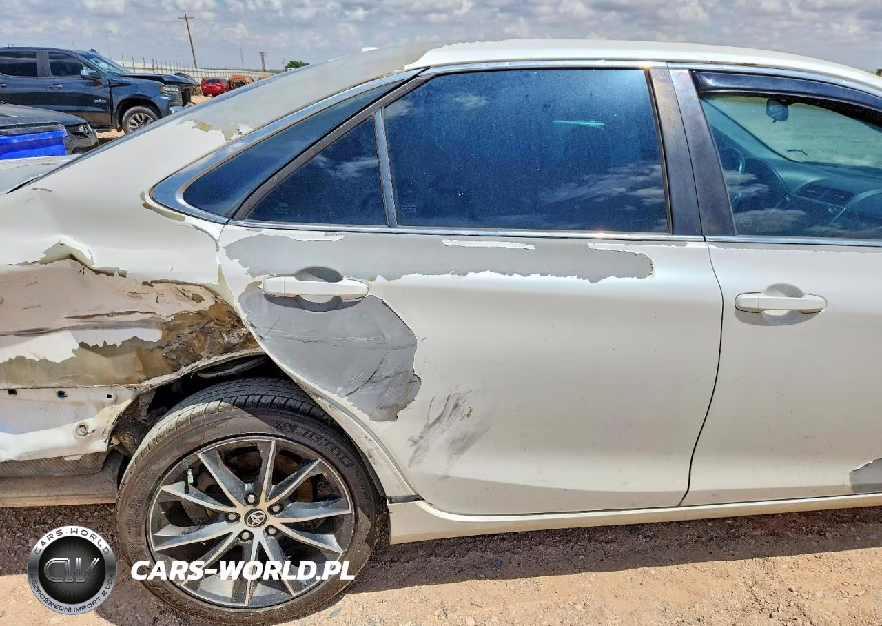 2015 Toyota Camry Xse VIN:4T1BF1FK4FU474357 - 10