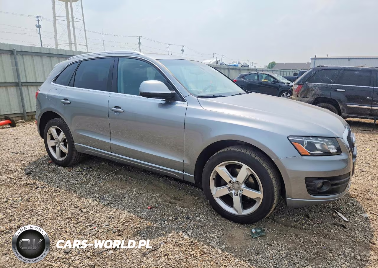 2011 Audi Q5 Premium Plus VIN:WA1LFAFP5BA006356 - 4