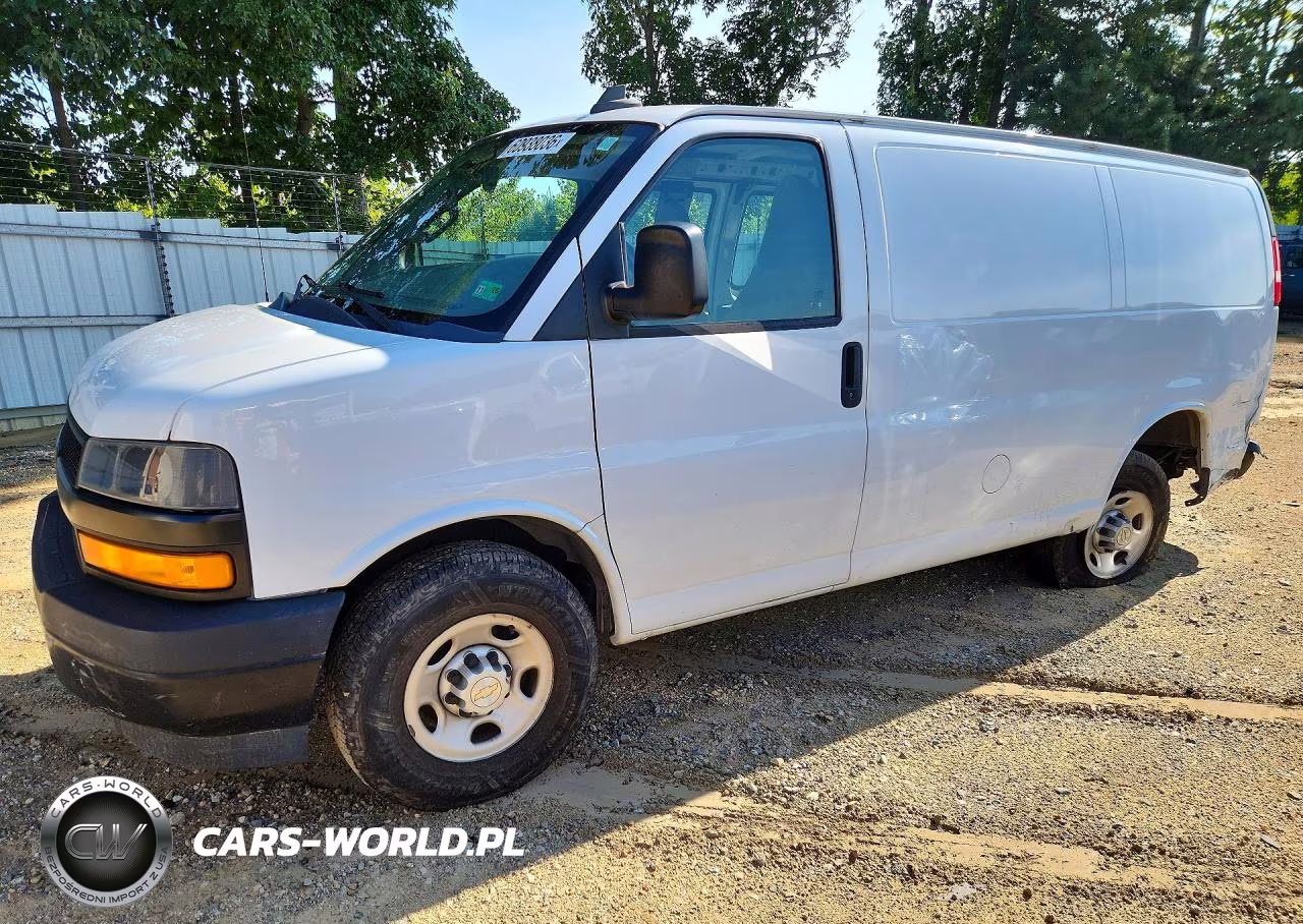 2020 Chevrolet Express G2500