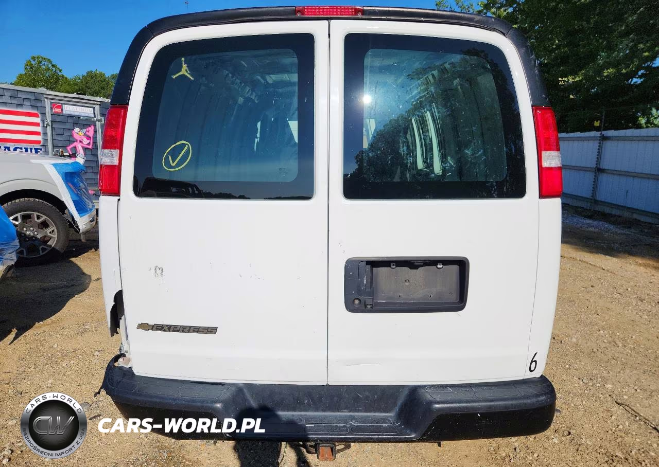 2020 Chevrolet Express G2500 VIN:1GCWGAFP1L1271373 - 6