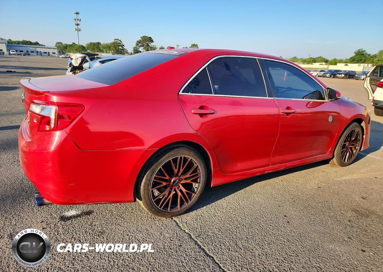 2014 Toyota Camry Se Sport VIN:4T1BF1FK2EU849273 - 3