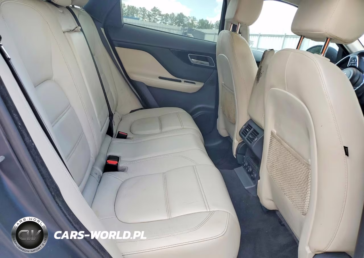 2018 Jaguar F-Pace Prestige VIN:SADCK2FX5JA288623 - 11