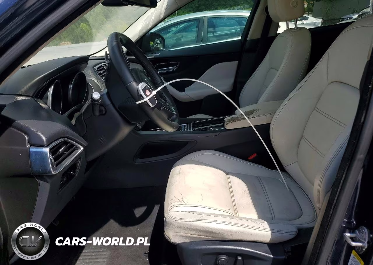 2018 Jaguar F-Pace Prestige VIN:SADCK2FX5JA288623 - 7