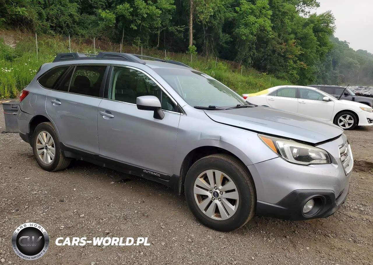 2015 Subaru Outback 2.5I Premium VIN:4S4BSACC7F3211276 - 4