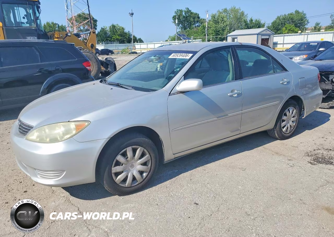 2006 Toyota Camry Le – zdjęcie 1 z 12