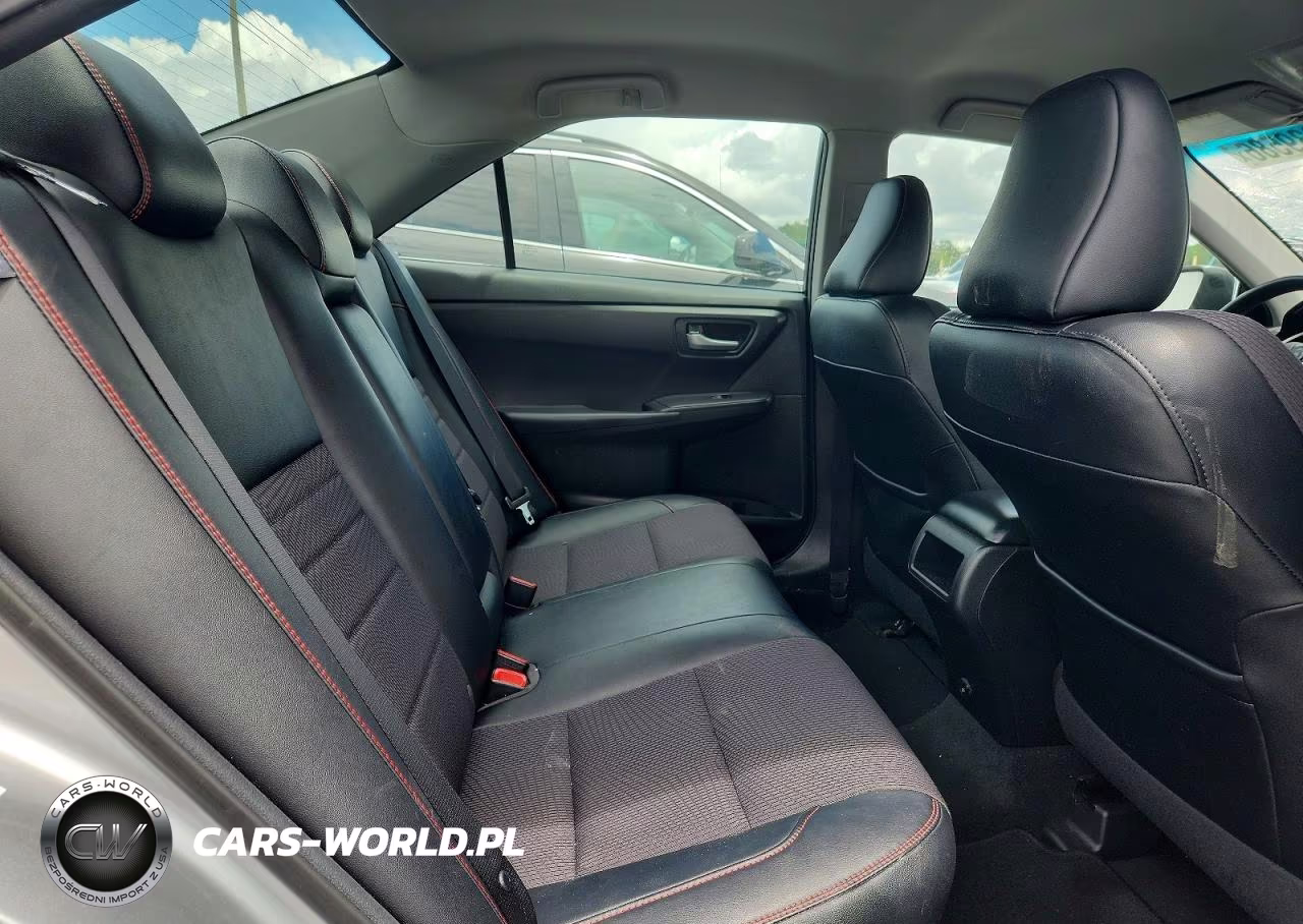 2017 Toyota Camry Se VIN:4T1BF1FK3HU450909 - 10