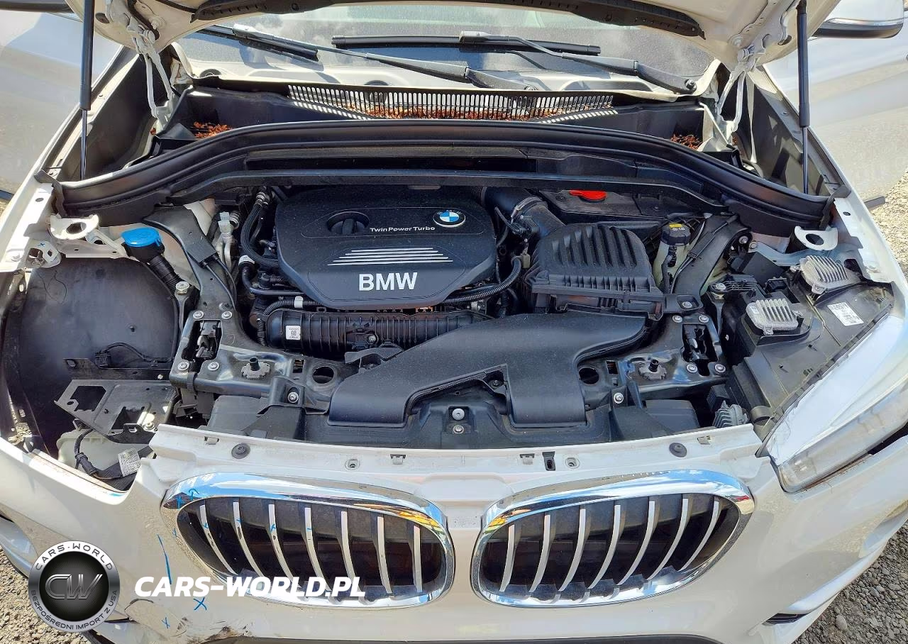 2018 BMW X1 xDrive28I VIN:WBXHT3C37J5K23774 - 12
