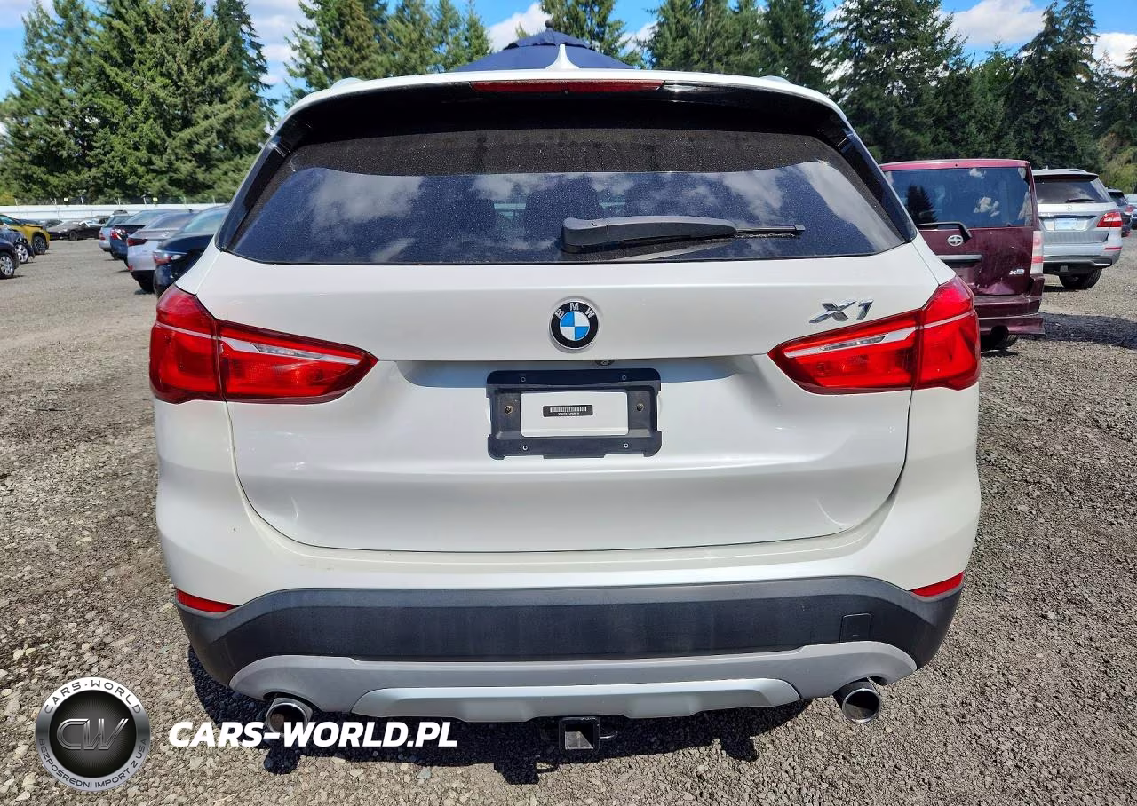2018 BMW X1 xDrive28I VIN:WBXHT3C37J5K23774 - 6