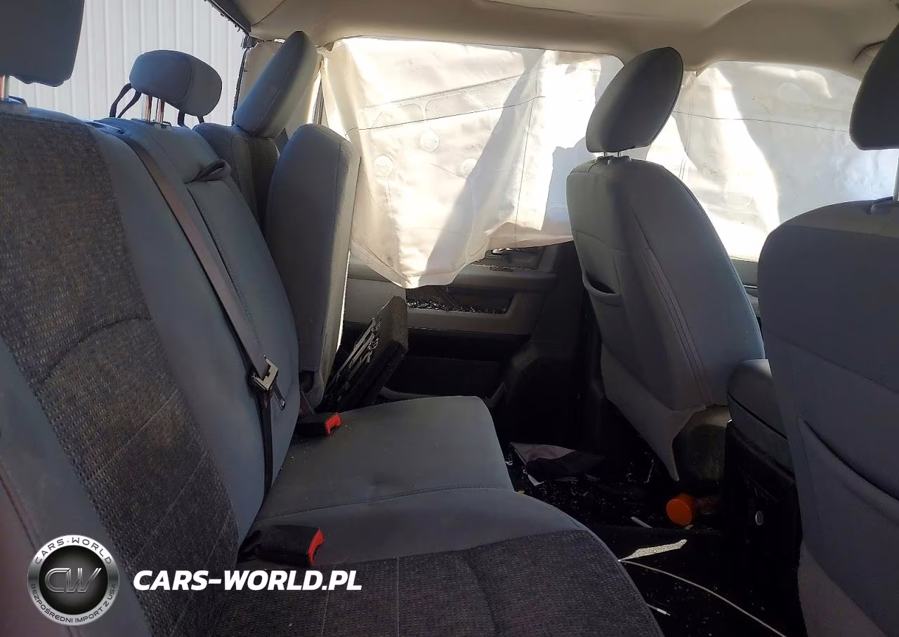 2019 Ram 1500 Classic Slt VIN:1C6RR7LT8KS533966 - 10