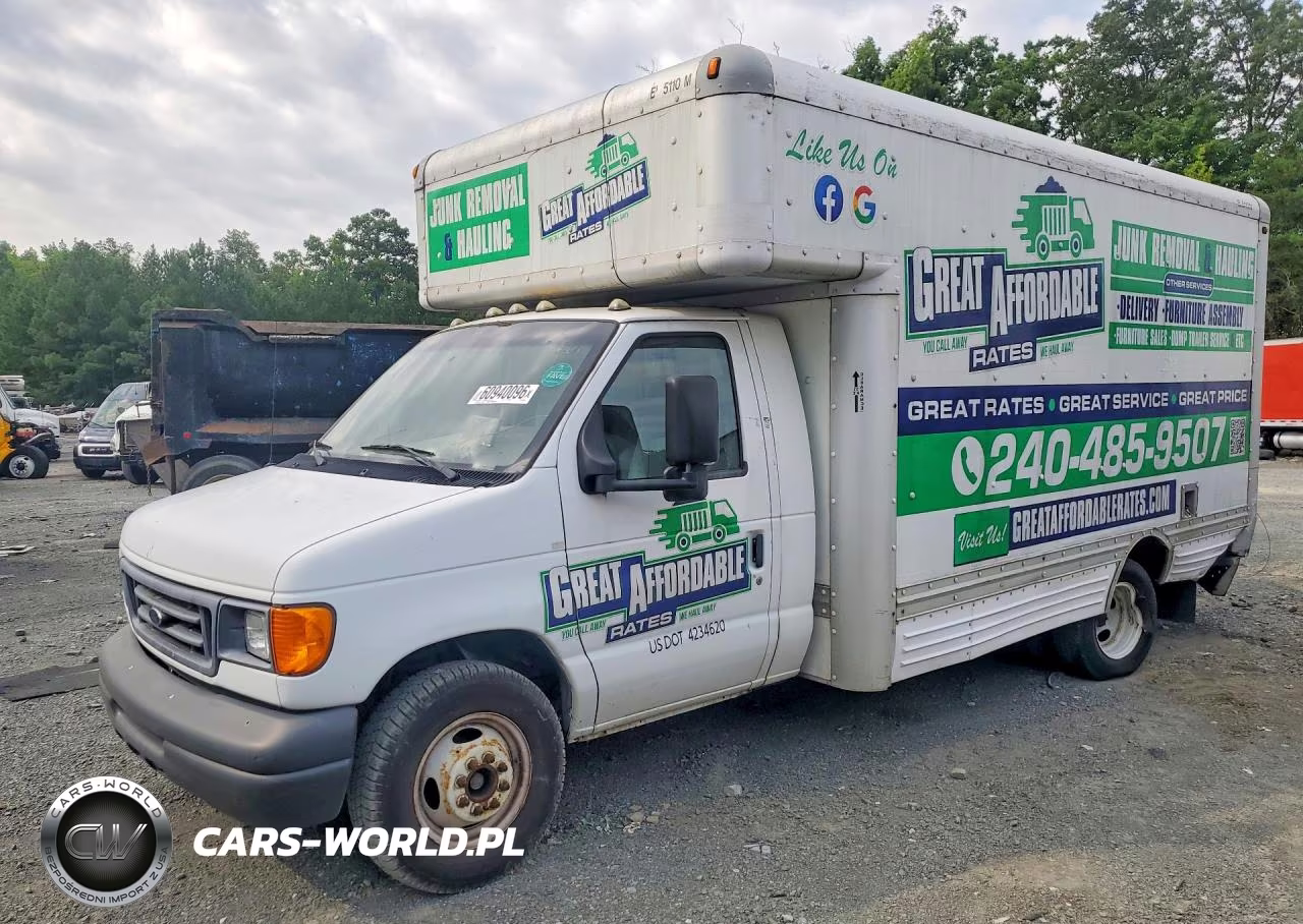 2007 Ford E450 Box Truck