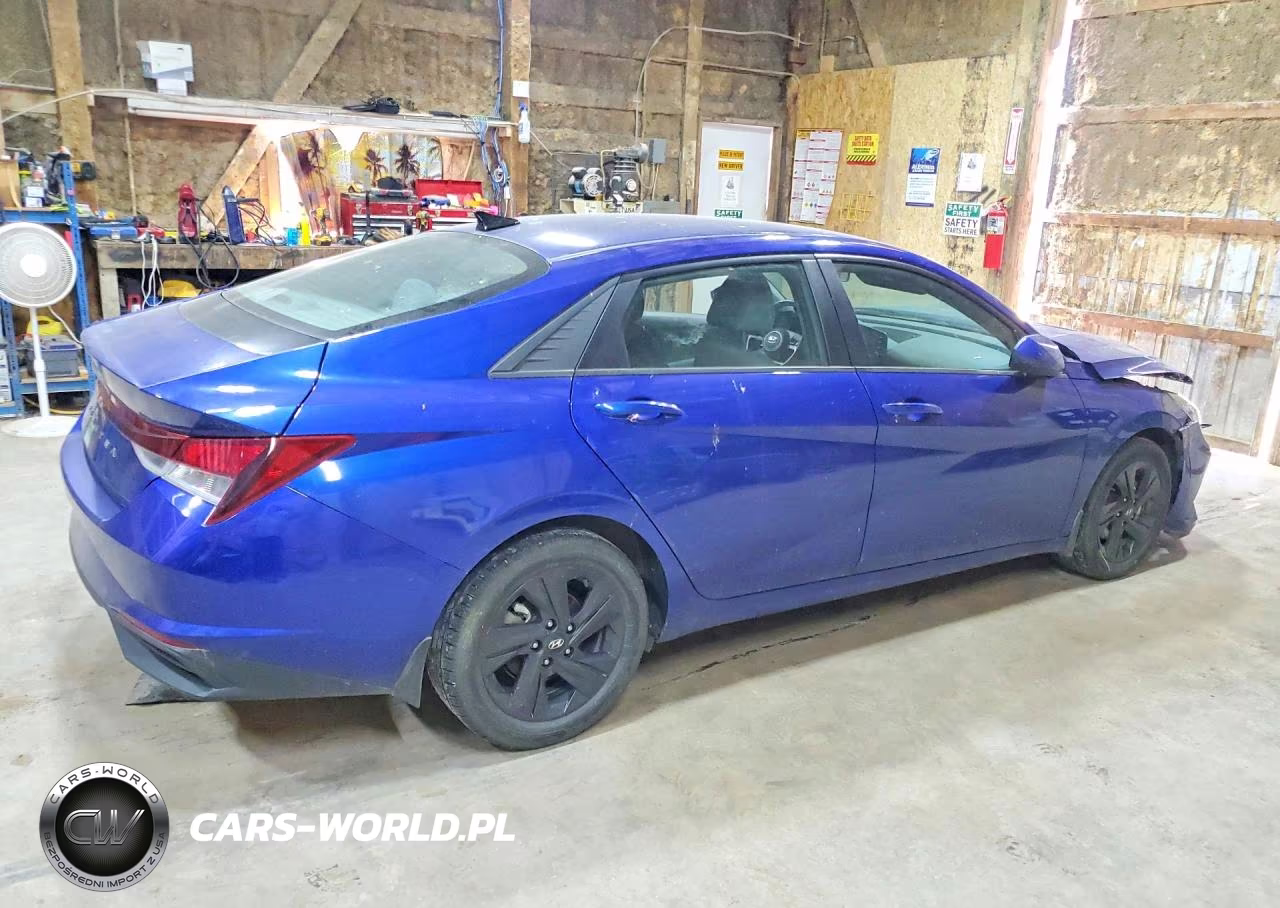 2022 Hyundai Elantra Sel VIN:5NPLM4AG0NH078132 - 3