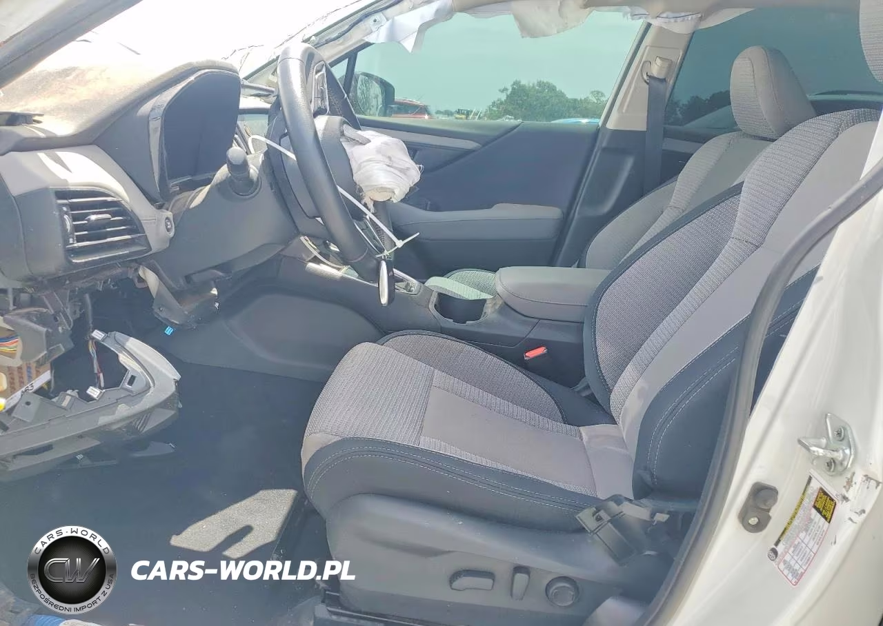 2025 Subaru Outback Premium VIN:4S4BTAFC4S3301925 - 7