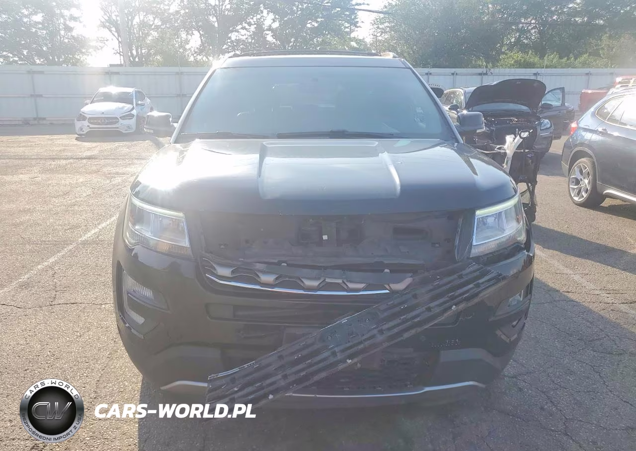 2017 Ford Explorer Xlt VIN:1FM5K8DH2HGA32963 - 5