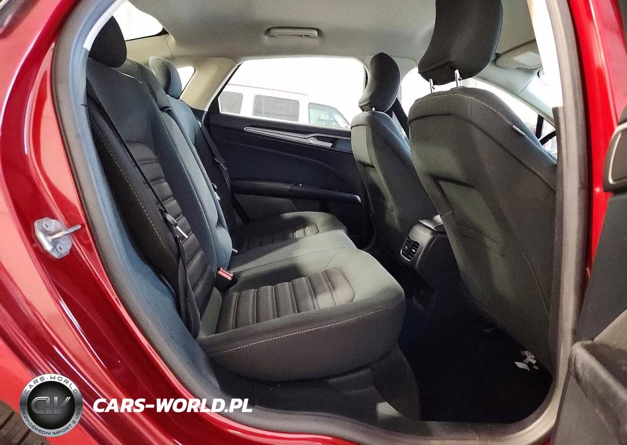 2017 Ford Fusion Se VIN:3FA6P0H7XHR148617 - 10