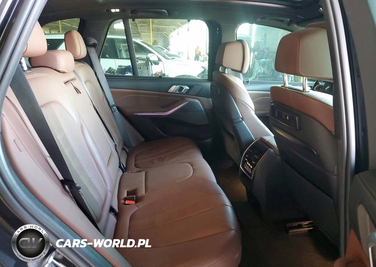 2020 BMW X5 M50I VIN:5UXJU4C05L9B94196 - 11