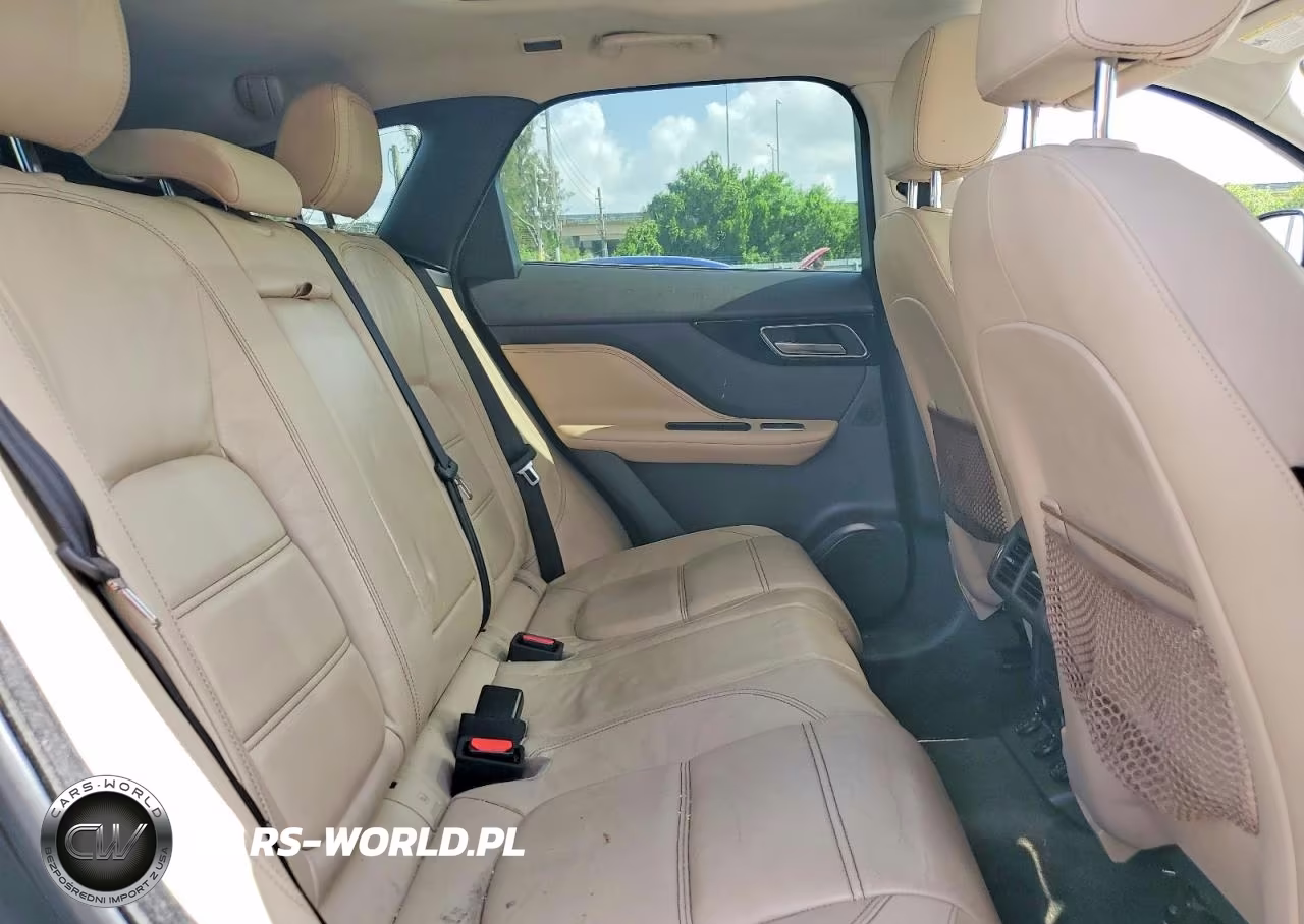2017 Jaguar F-Pace Prestige VIN:SADCK2BV7HA895072 - 10