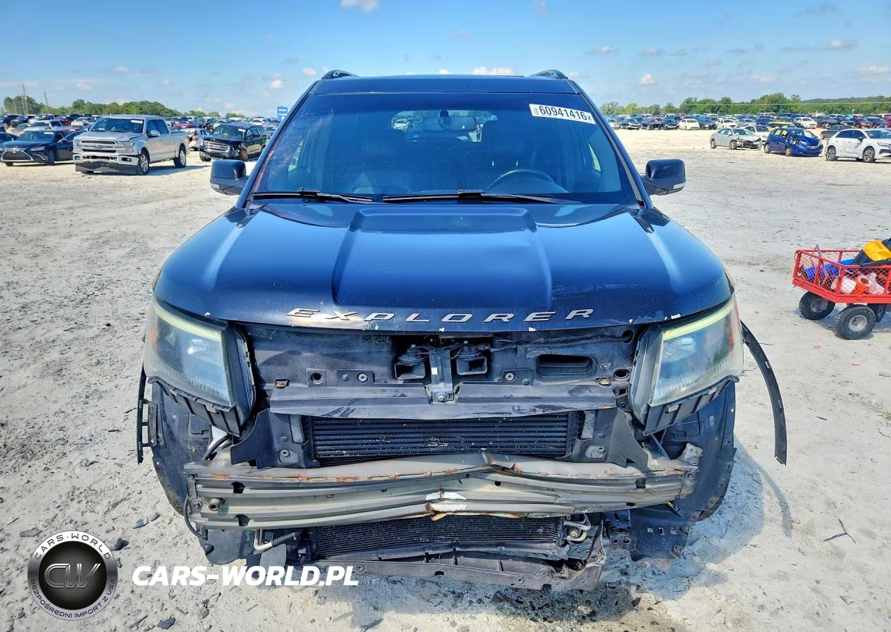 2016 Ford Explorer Sport VIN:1FM5K8GT5GGC97360 - 5