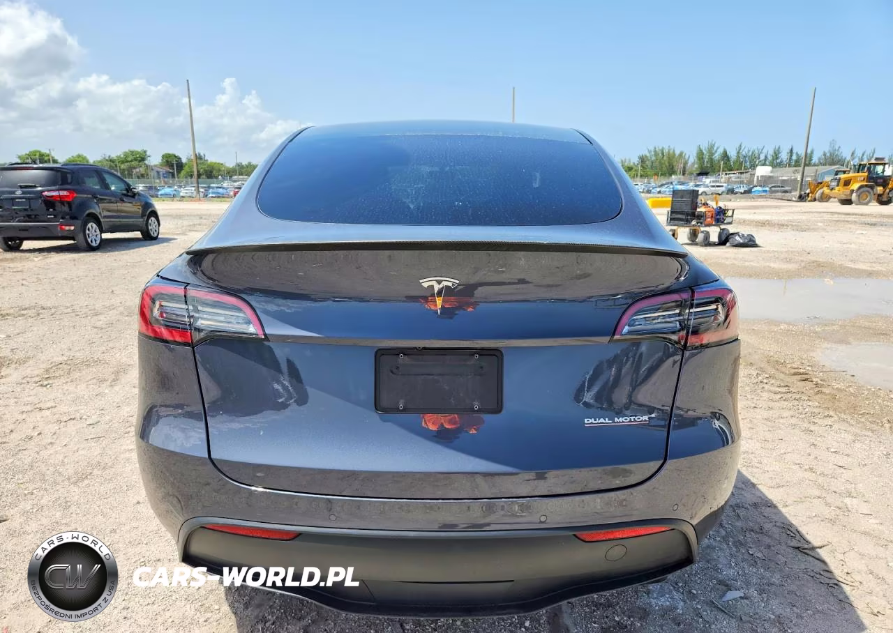 2020 Tesla Model Y VIN:5YJYGDEF8LF011434 - 6