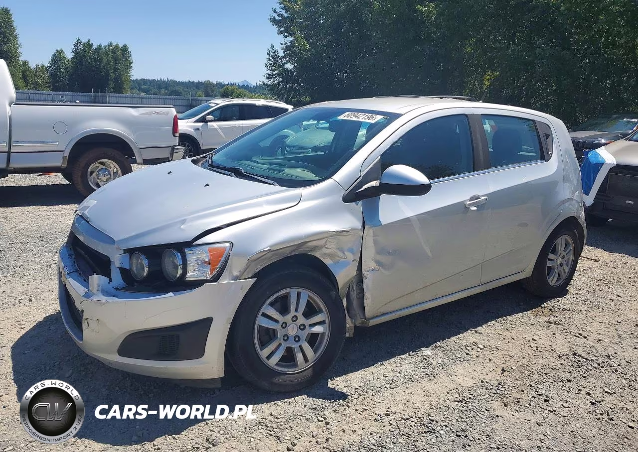 2013 Chevrolet Sonic Lt – zdjęcie 1 z 14