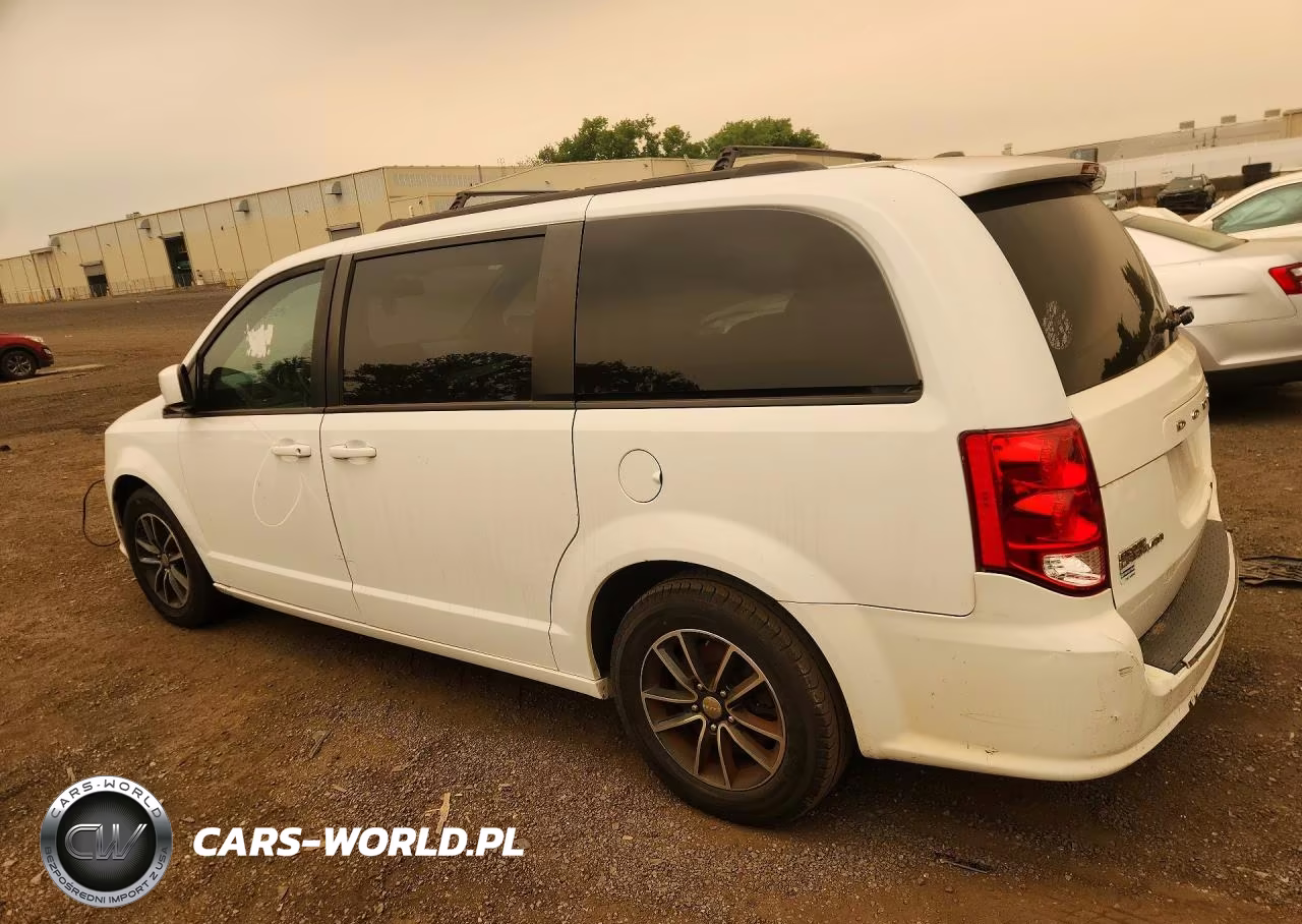 2018 Dodge Grand Caravan Gt VIN:2C4RDGEG7JR324564 - 2