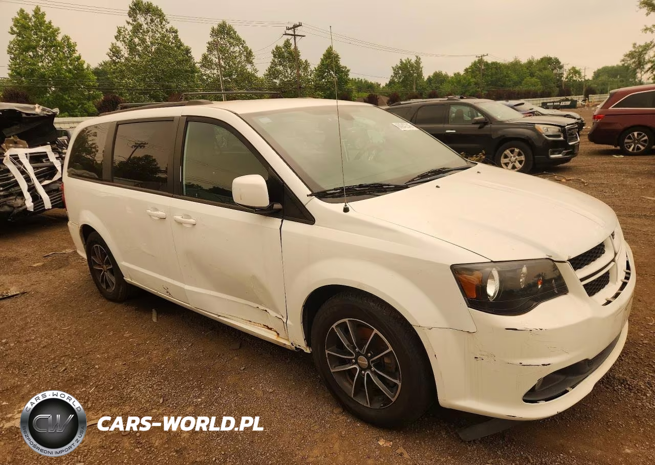 2018 Dodge Grand Caravan Gt VIN:2C4RDGEG7JR324564 - 4